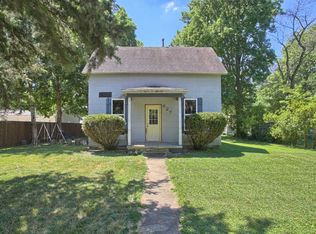 627 W Marion St, Monticello, IL 61856