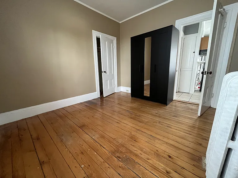203 Howell St #1 — Photo 12