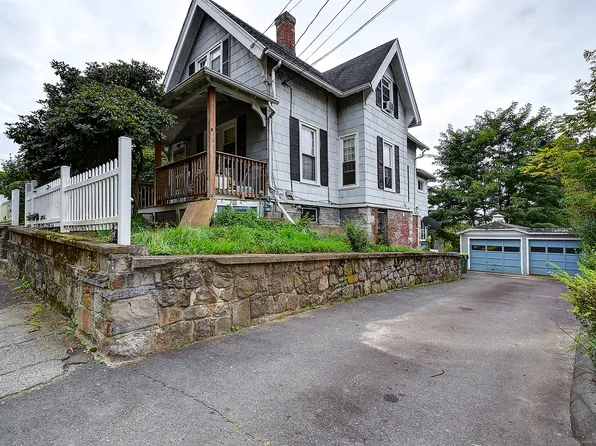 30 Ashley Street, Waterbury, CT 06704