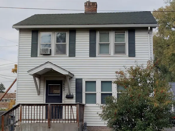 1453 7th St E, Saint Paul, MN 55106