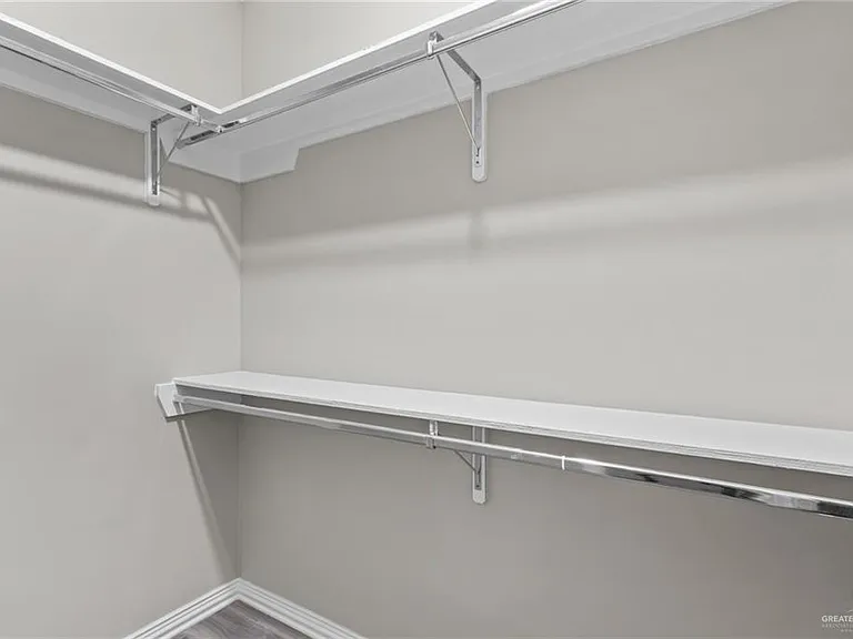 2604 Woodpecker St #2 — Photo 10