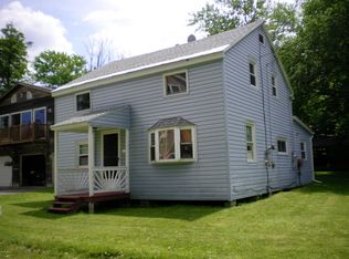 352 Ashmere Rd, Hinsdale, MA 01235