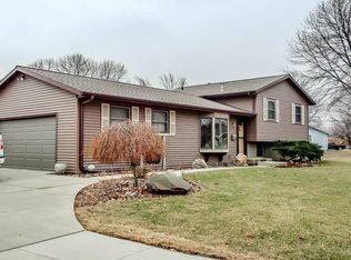2212 Maple Blvd, Marshalltown, IA 50158