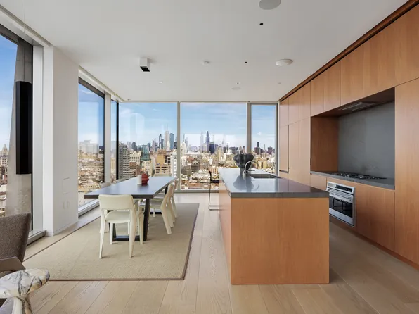 215 Chrystie Street image 8 of 23