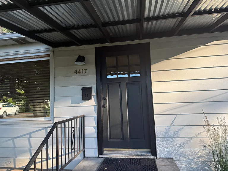 4417 W Rim St — Photo 2