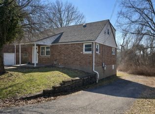 126 Wilson Dr, Pittsburgh, PA 15235