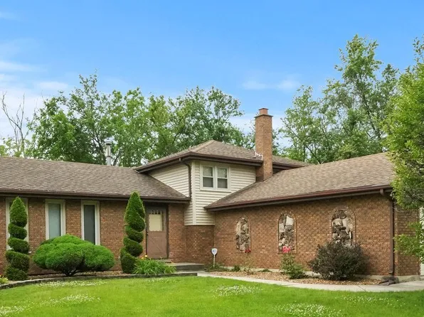 10041 W 151st St, Orland Park, IL 60462