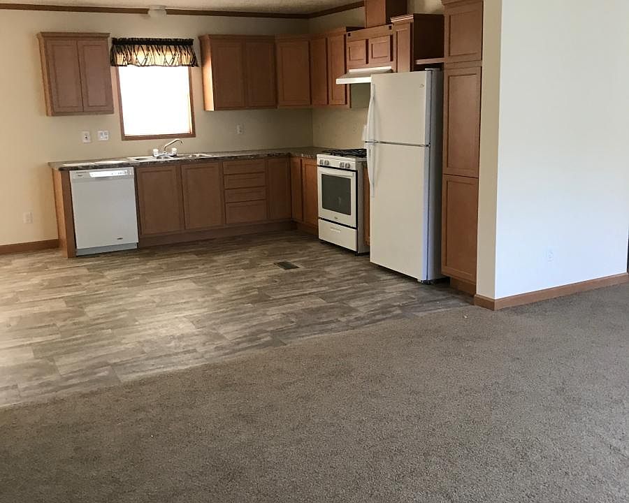 2nd image of 6184 Masters Ave