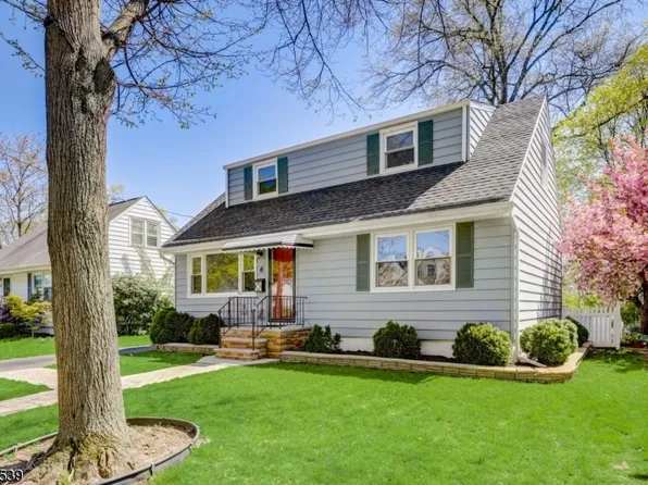 6 Wells Ct, Bloomfield Twp., NJ 07003