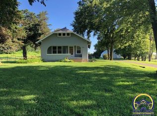 6634 SW 93rd St, Wakarusa, KS 66546