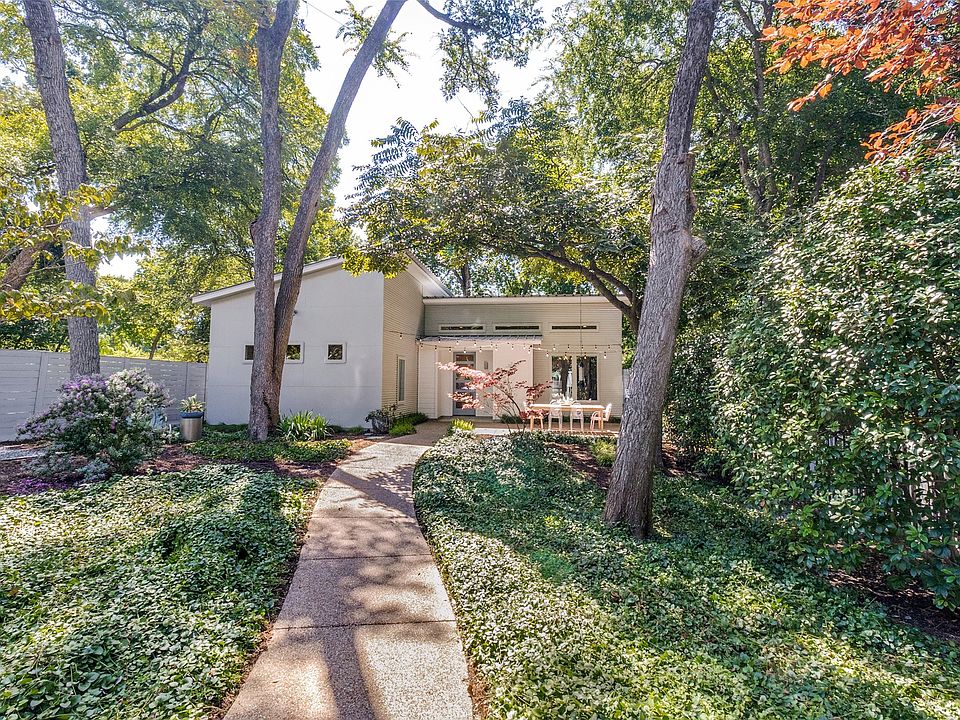 1st image of 8820 Eustis Ave