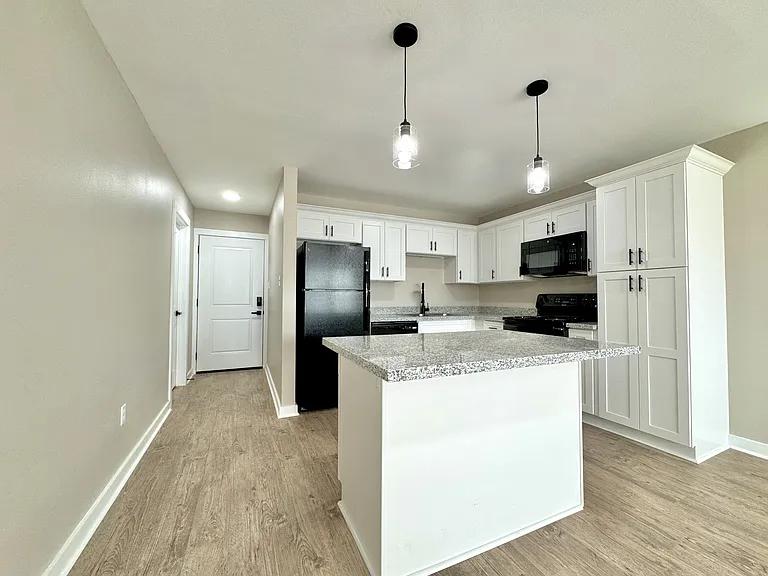 Hidden Pointe Apartments — Photo 46