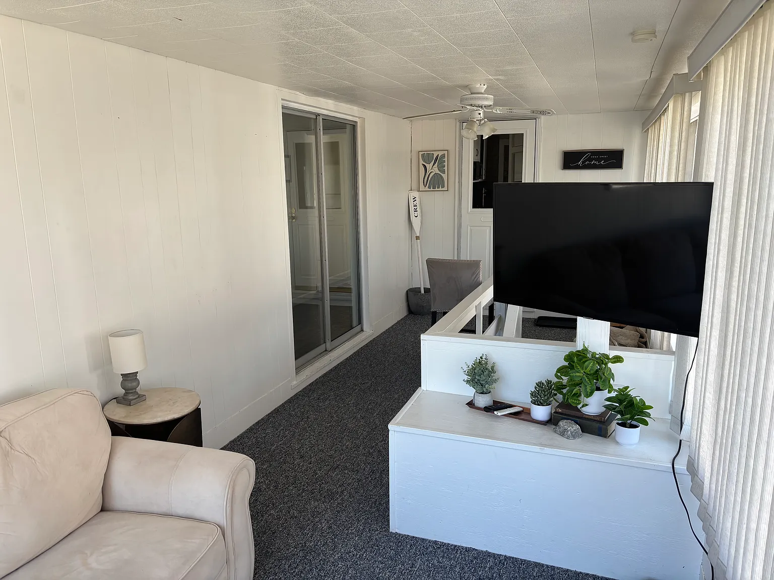 2 bed, 950 sqft, $2,500 — Photo 3