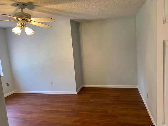 5th image of 440 Belle Alliance Dr