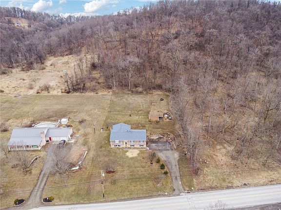 3rd image of 8112 Saltsburg Rd