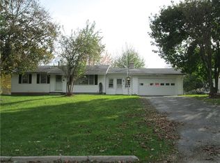 326 Galahad Dr, Rochester, NY 14623