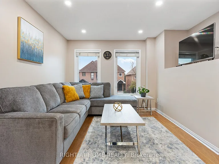 54 Amberhill Way — Photo 5
