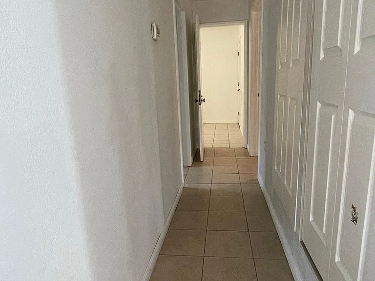 Almond Rd — Photo 13