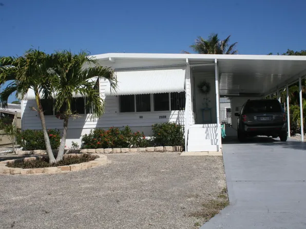 7559 SE Eagle Ave, Hobe Sound, FL 33455