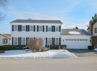 6367 Hastings Ln, Lisle, IL 60532