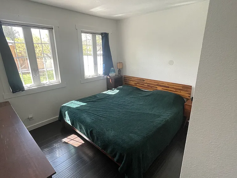3911 Capitol Dr #A — Photo 8