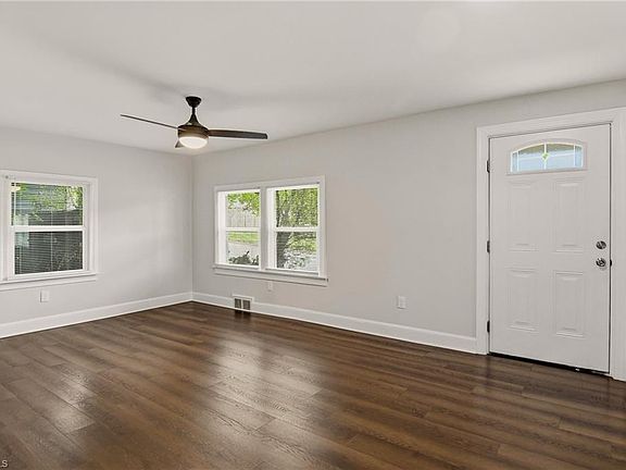 4th image of 2114 Freeman St