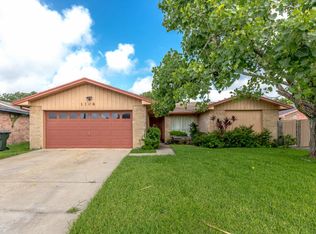 1106 Harbor Lights Dr, Corpus Christi, TX 78412