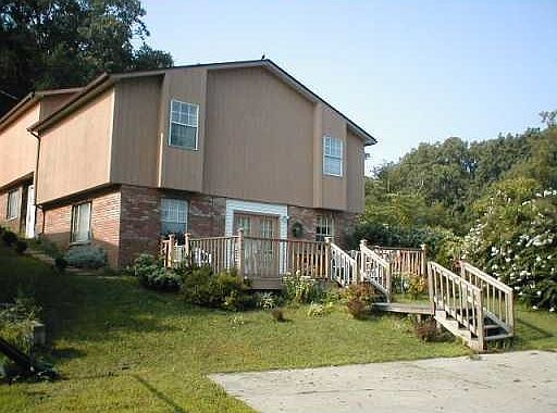 1st image of 959 Gordon Dr