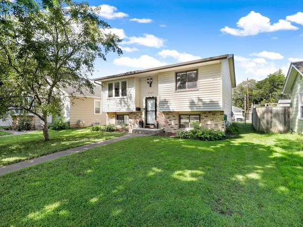 3727 Orchard Ave N, Robbinsdale, MN 55422