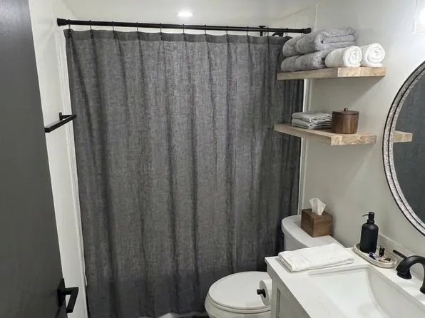 (undisclosed Address), Phoenix, AZ 85051
