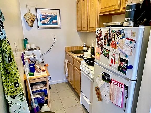 5th image of 140 W 92nd St #3F