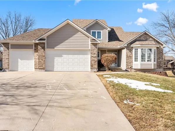 5100 SW Piping Plover St, Lees Summit, MO 64082