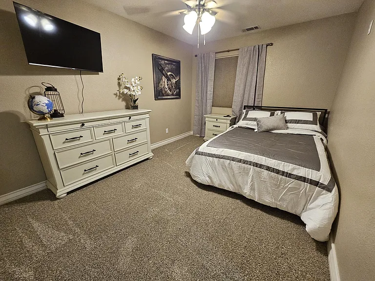 2nd Bedroom
