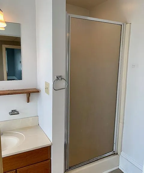 400 Maple Shade Rd #5 — Photo 9