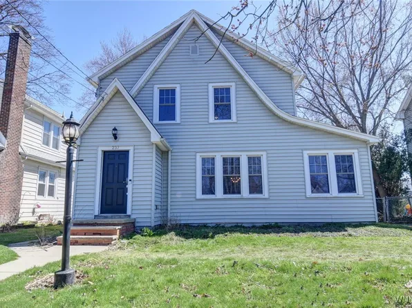 237 84th St, Niagara Falls, NY 14304