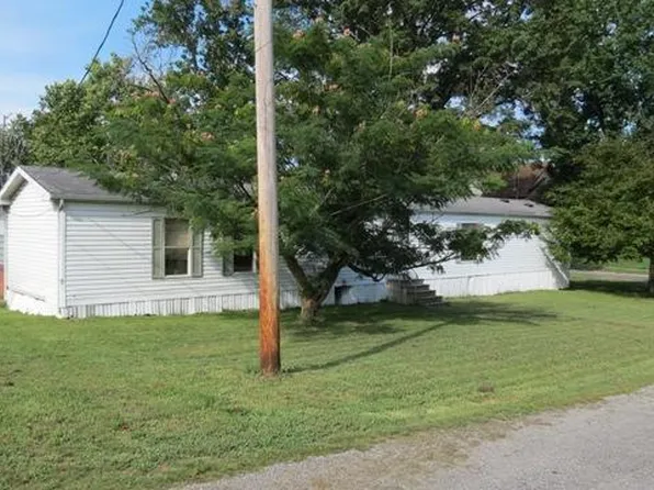 803 W Saint Louis Ave, Pinckneyville, IL 62274