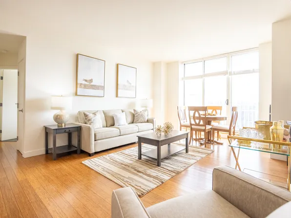 1 W Exchange St #1806, Providence, RI 02903