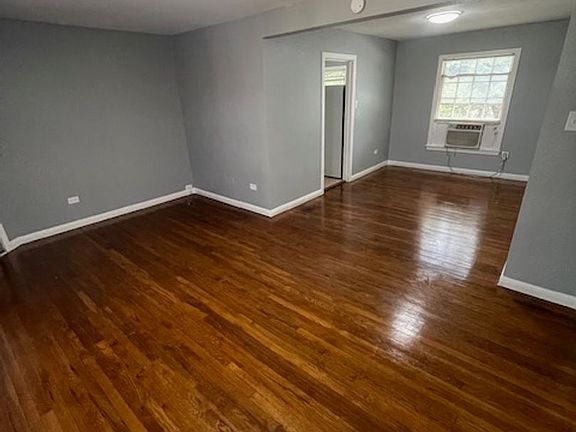 2nd image of 3412 W Brookview Dr