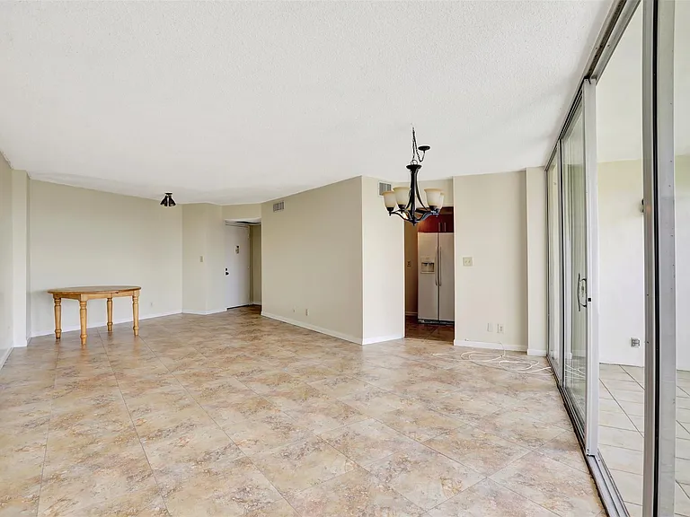 6921 Environ Blvd #6O — Photo 4