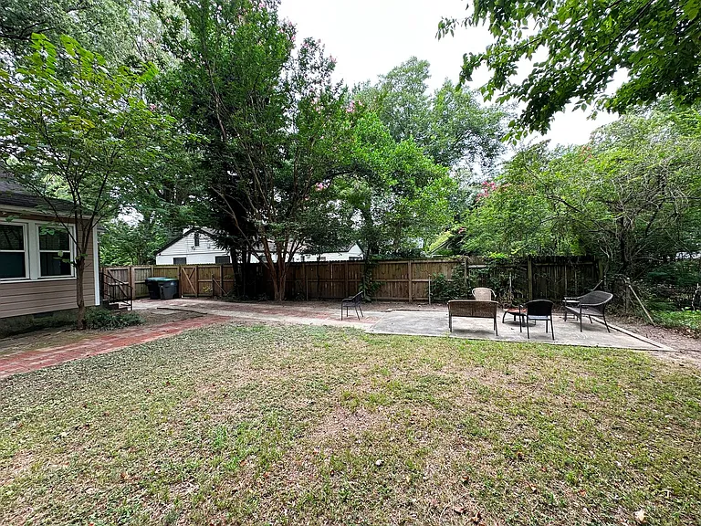 2888 Midland Ave — Photo 13