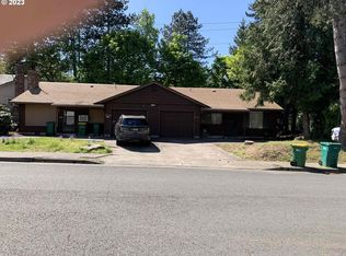 6055 SW 68th Ct, Beaverton, OR 97003