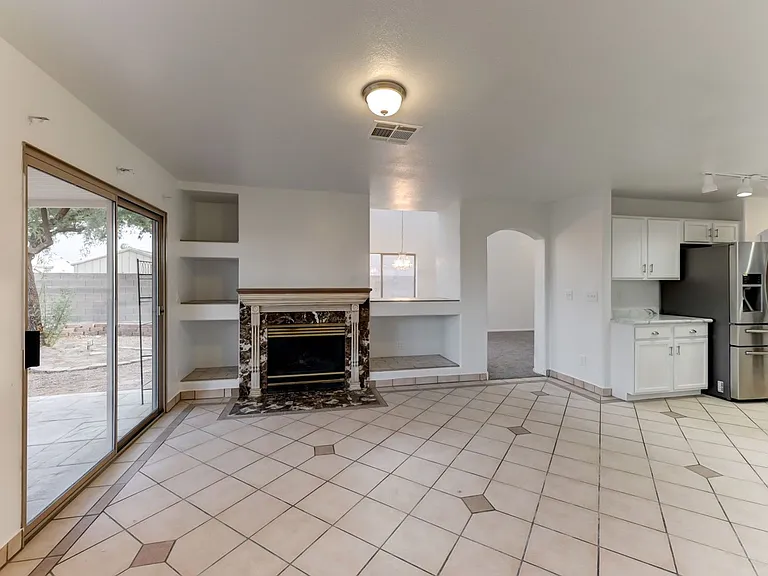 4548 Grand Rock Dr — Photo 15