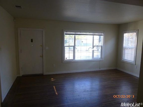 4th image of 3914 Boyle Ct