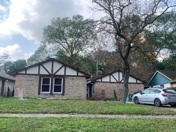 22515 Sleepygate Dr, Spring, TX 77373