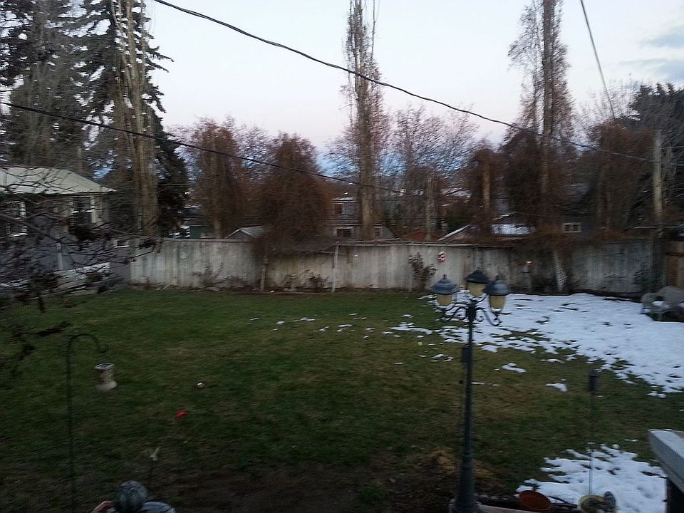 2nd image of 301 N 4th St