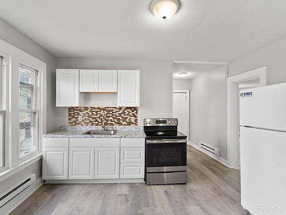 4th image of 56 Wildwood Avenue