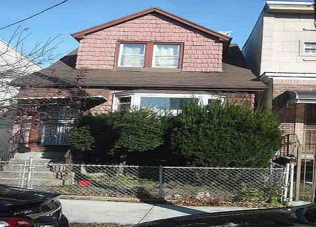 1st image of 1191 E 96th St