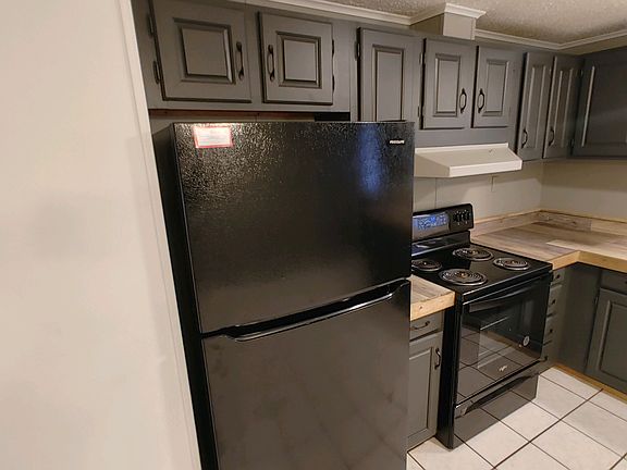 4th image of 15 S Wayne St #201