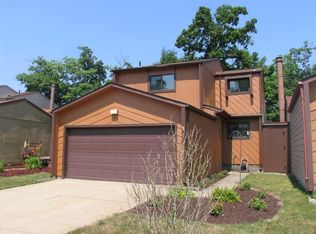 9801 Country Scene Ln, Mentor, OH 44060