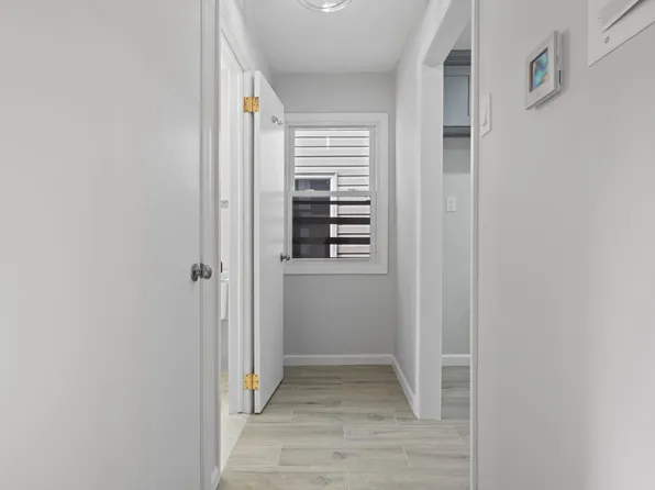 144 West 30th Street image 6 of 12